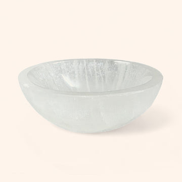 VASTU VARDAN NATURAL SELENITE BOWL FOR CRYSTAL CHARGING | HANDMADE SELENITE STONE BOWL FOR HEALING, MEDITATION, HOME DECOR & SPIRITUAL GIFTS (ROUND SHAPE, 3" INCHES)