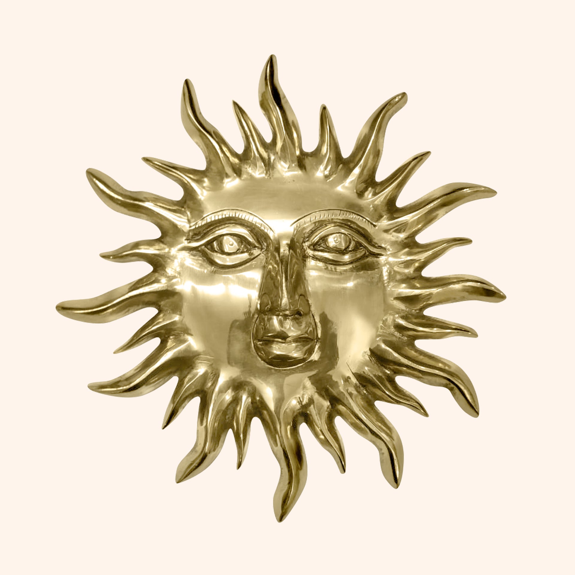 VASTU VARDAN BRASS BIG SUN 01 STATUE