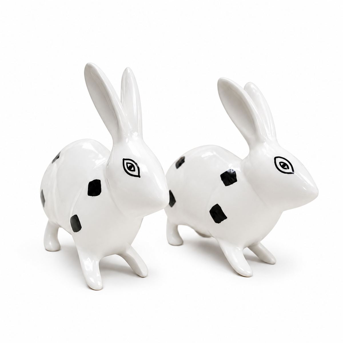 VASTU VARDAN BRASS SMALL RABBIT PAIR BLACK & WHITE