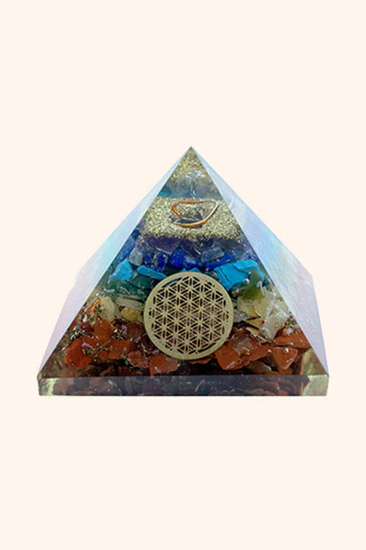 2 INCH SEVEN CHAKRA SHREE YANTRA CRYSTAL PYRAMID - Chakra Healing & Prosperity Amplifier