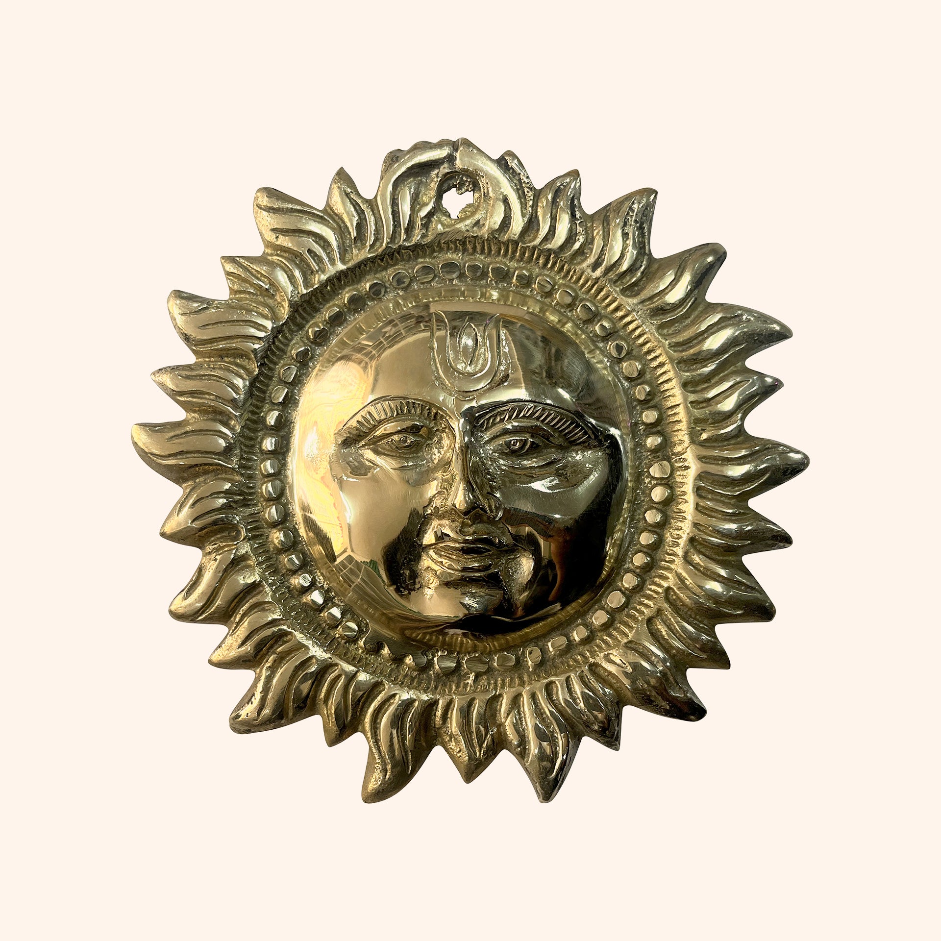 VASTU VARDAN BRASS NEW FACE SMALL SUN