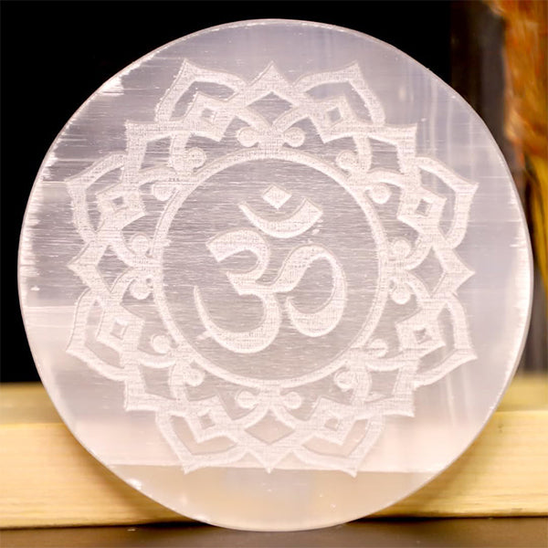 SELENITE CRYSTAL OM ROUND PLATE 3 INCH