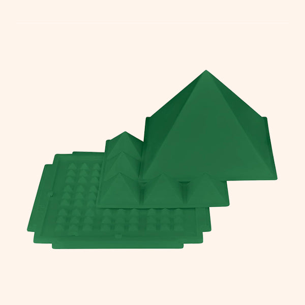 GREEN 3 LAYER PLASTIC PYRAMID