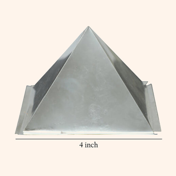 IRON HOLLOW CURVED PYRAMID 4 INCH